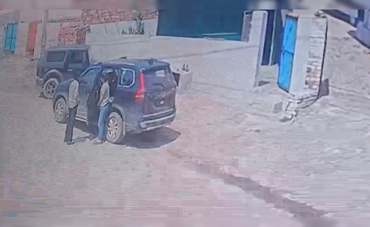 हरियाणा के झज्जर में युवक की गोली मारकर हत्या, काले रंग की स्कॉर्पियों में आए थे हमलावर