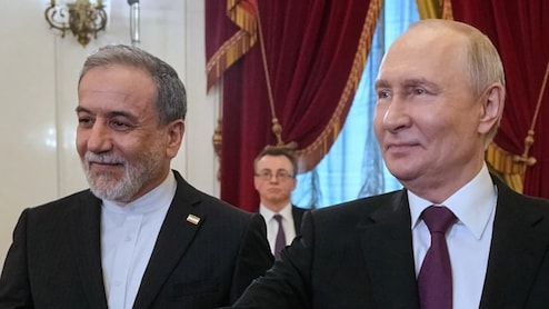 In Putin's Meet With Iran's Araghchi, Mention Of Mojtaba Khamenei's 'Message'