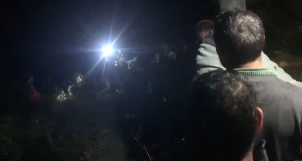 हिमाचल में बड़ा सड़क हादसा, रात के अंधेरे में 22 यात्रियों से भरी बस खाई में गिरी, 4 की मौत