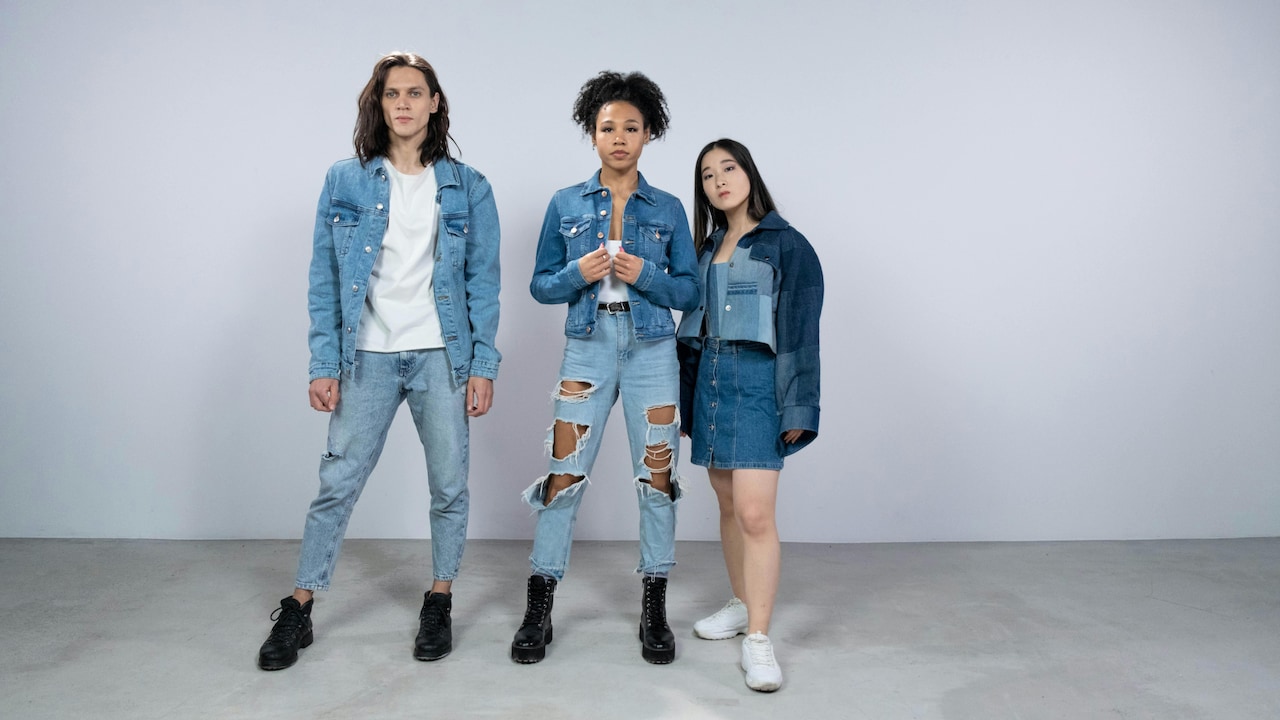 Light Jackets Perfect For Mild Weather: Not Too Heavy, Not Too Thin