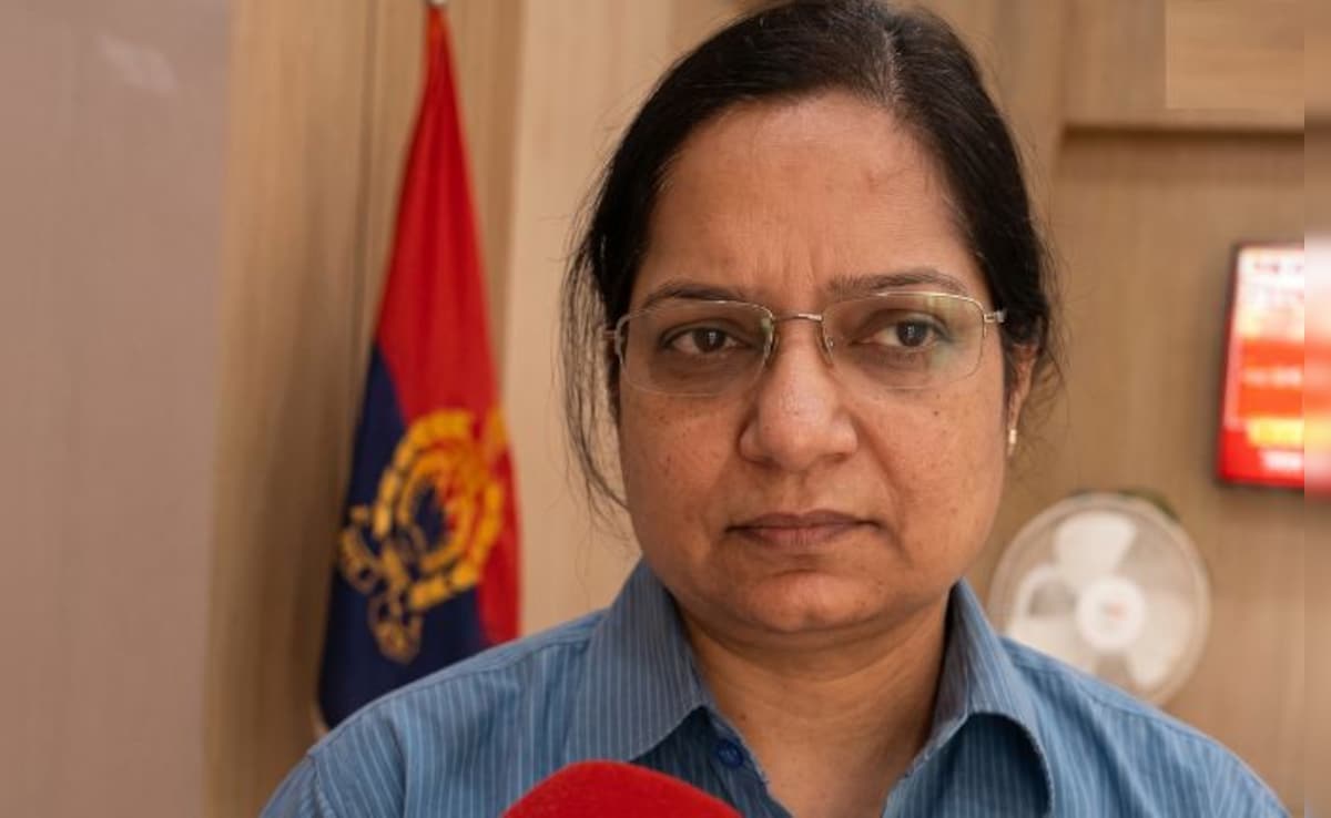 नोएडा: इंडस्ट्रियल सेक्टर में होगी अलग पुलिस व्यवस्था, मजदूर आंदोलन के बाद कमिश्नरेट का बड़ा फैसला