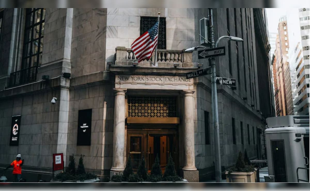 ईरान-यूएस टेंशन की आग में झुलसा वॉल स्ट्रीट, S&P 500 और नैस्डैक रिकॉर्ड ऊंचाई से फिसले, कच्चा तेल $93 के पार