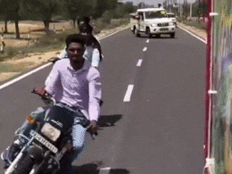 शादी में डीजे के पीछे लहरा रहे थे बाइक और बोलेरो, वीडियो वायरल होते ही पुलिस एसपी ने ले लिया एक्शन