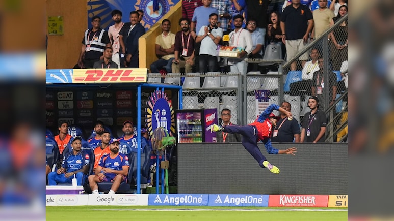 IPL 2026: Sachin Tendulkar Breaks Down Shreyas Iyer's Gravity Defying Effort, Calls It 'Best Catch I've Seen Live'