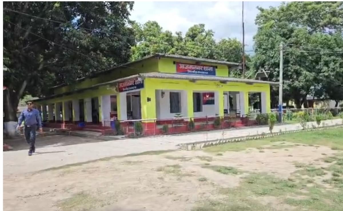 बिहार में पंचायत का तुगलकी फरमान! चोरी के बदले बच्चों पर ठोका 2 लाख का जुर्माना और बेरहमी से की पिटाई