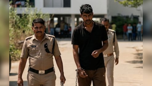 सेज यूनिवर्सिटी कैंपस में फायरिंग का मामला: मुख्य आरोपी गिरफ्तार, पुलिस ने निकाला जुलूस