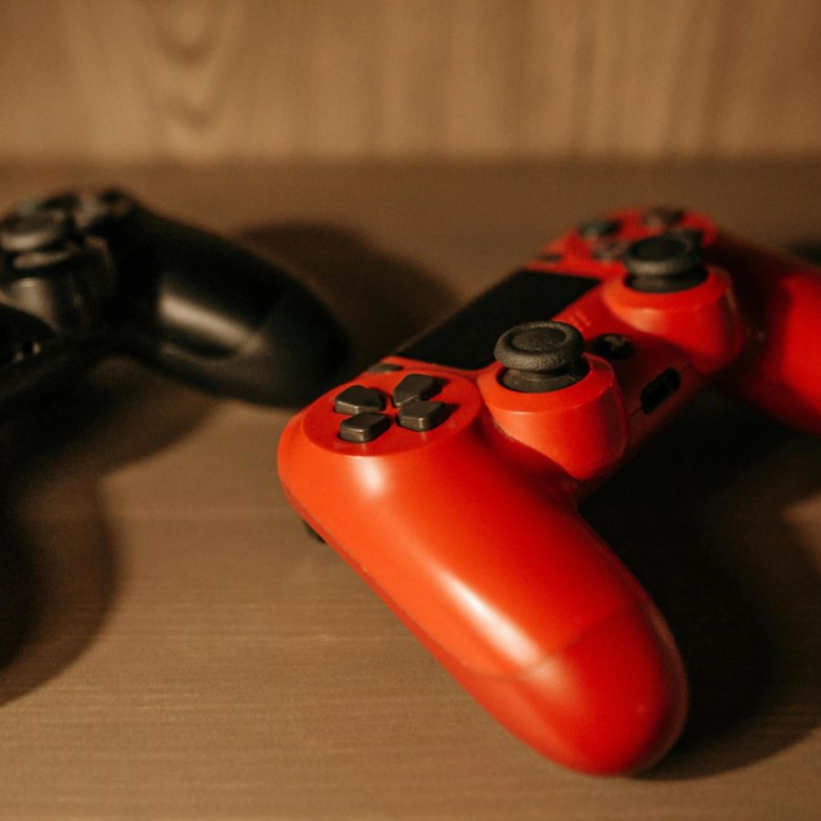Control That Keeps Up With Your Game: Top 5 EvoFox Gaming Controllers