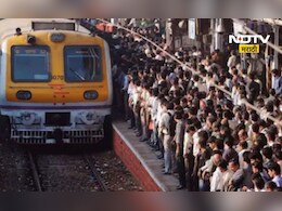 Mumbai Local: एकाच प्लॅटफॉर्मवर दोन लोकल समोरा-समोर, मोठा अपघात टळला, गोंधळ मात्र वाढला