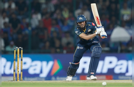 GT vs KKR, IPL 2026 Highlights: गुजरात ने लगाई जीत की हैट्रिक, कोलकाता को 5 विकेट से हराया, शुभमन गिल ने खेली कप्तानी पारी