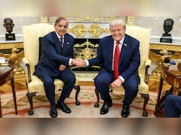 'पाकिस्तानियों ने ट्रंप की खूब चापलूसी की', मेहदी हसन ने NDTV से कहा; शहबाज-मुनीर पर भी बोले