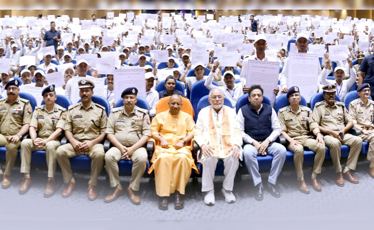 UP Police Vacancy: यूपी पुलिस में एक लाख भर्तियों का ऐलान, सीएम योगी आदित्यनाथ ने खुद बताया पूरा प्लान