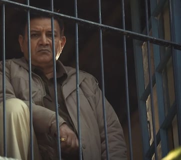 66 की हीरोइन, 62 के हीरो की 131 मिनट की मर्डर मिस्ट्री का नेटफ्लिक्स पर हंगामा, धुरंधर और बॉर्डर 2 को पछाड़ बन बैठी नंबर वन