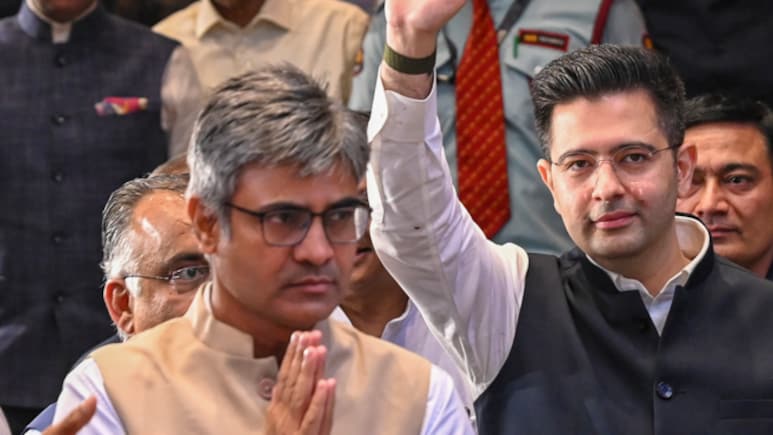 राघव चड्ढा नहीं, संदीप पाठक ने दी केजरीवाल को सबसे बड़ी चोट! AAP की सियासी मशीनरी के असली ब्रेन तो वही थे