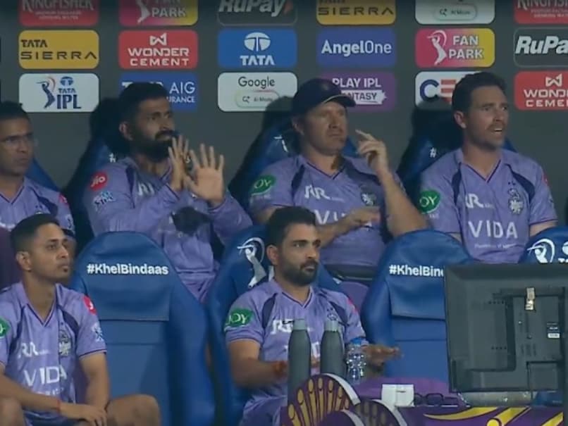 CSK vs KKR LIVE Score, IPL 2026: KKR Head Coach In Heated Chat With Umpire; CSK Eye Huge Total