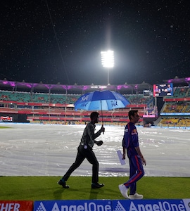 Rajasthan Royals vs Mumbai Indians LIVE Score, IPL 2026: Covers Off, Players Out On Ground Despite Toss Delay