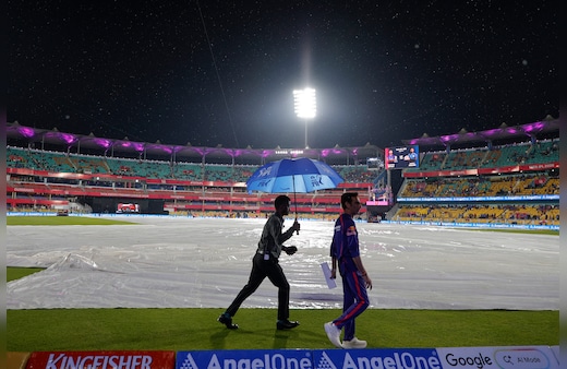 RR vs MI LIVE Score Weather Updates, IPL 2026: RR vs MI LIVE Score, IPL 2026: गुवाहाटी में फिर शुरू हुई बारिश, टॉस में देरी