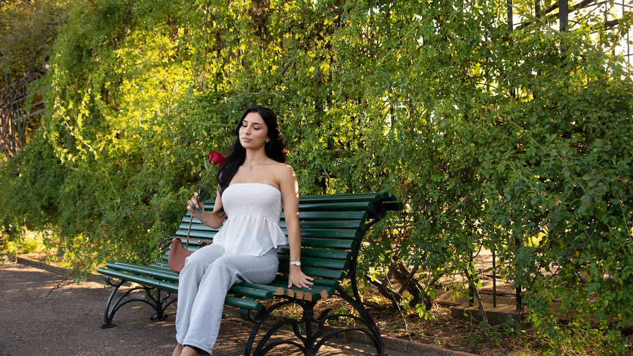 How to style peplum tops to get the best look How to style peplum tops to get the best look