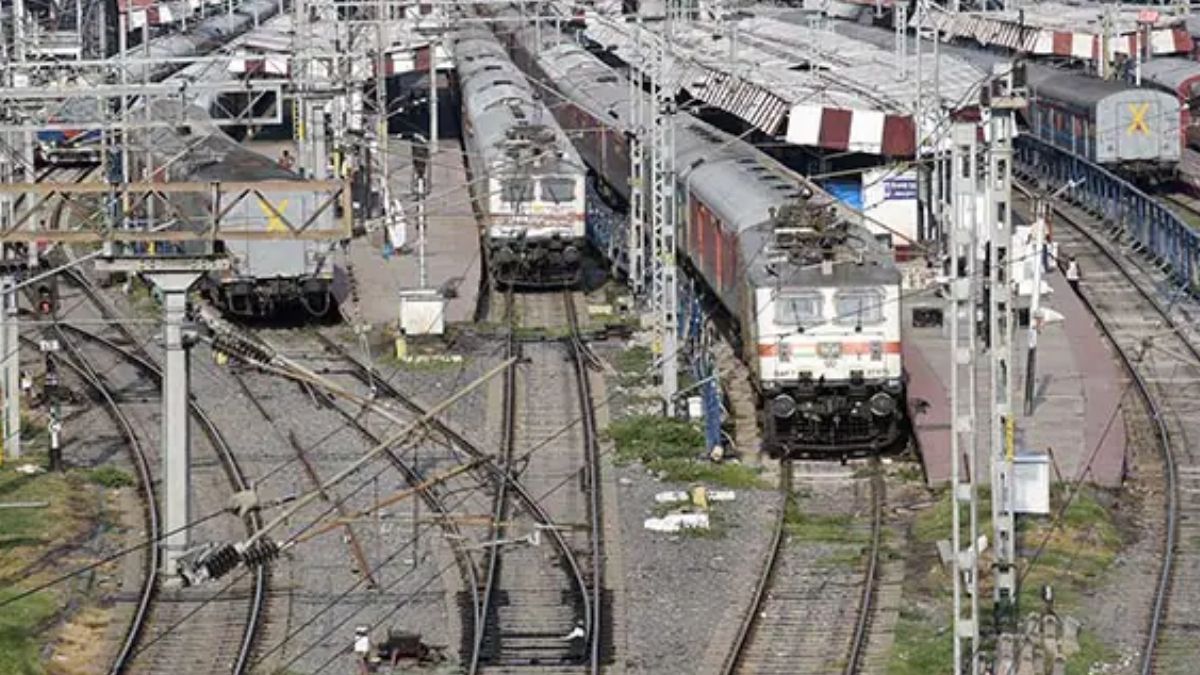 Summer Special Trains: गर्मी की छुट्टी में भारतीय रेलवे 908 स्पेशल ट्रेनें चलाएगा, जानिए रूट, टाइमिंग और बुकिंग