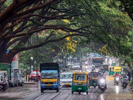 Rain Alert: आंधी, तूफान और बारिश... 4 दिन झमाझम बरसेंगे बदरा, दिल्ली NCR, यूपी से लेकर पंजाब-हरियाणा तक बदलेगा मौसम