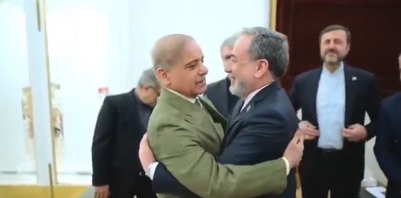 ईरान-अमेरिका शांति वार्ता: इस्लामाबाद से लौटा ईरानी प्रतिनिधिमंडल, ट्रंप बोले-दूत को वापस बुला लिया