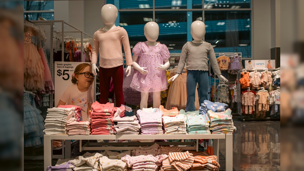 50% तक की शानदार छूट में खरीदें बच्चों के लिए स्टाइलिश कपड़े, टी‑शर्ट से लेकर पैंट तक सब कुछ है Sale में शामिल