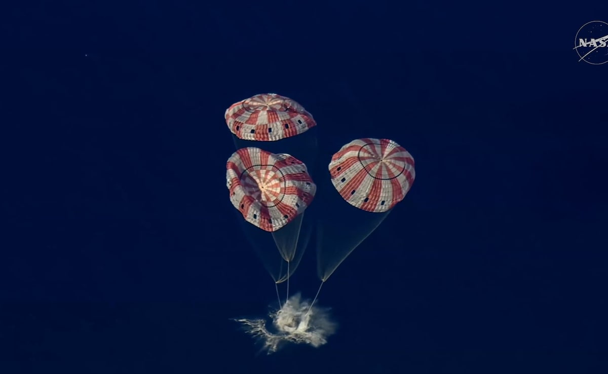 जब समुद्र की सतह से टच हुआ Orion capsule