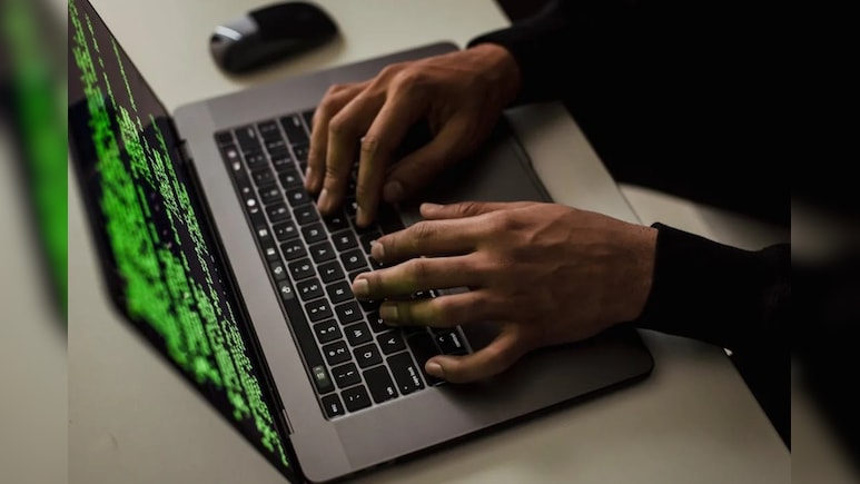 Oracle ही नहीं, इन दिग्गज कंपनियों ने भी सुबह 5-6 बजे किया Layoff का मेल, क्या है इसका मतलब?