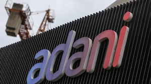 Jaypee Group Founder Backs Adani Group's JAL Bid