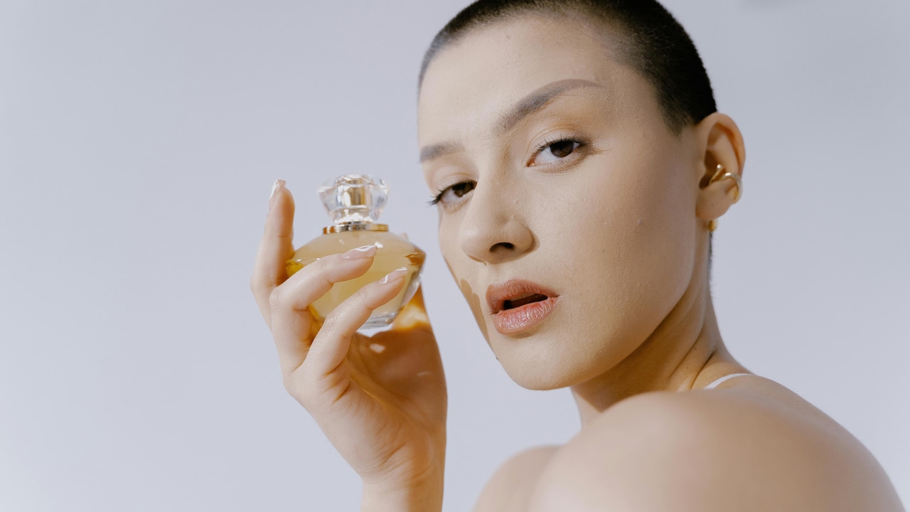 Explore what causes yout perfumes to change the way they smell after some time