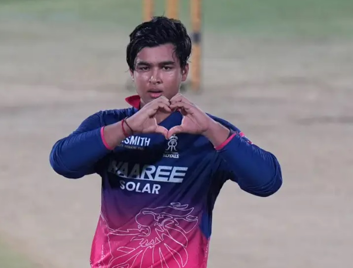 Video: शतक जमाने के बाद किसकी ओर देखकर वैभव सूर्यवंशी ने दिल का इशारा किया, जानें