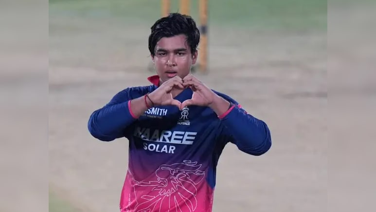 IPL 2026 में वैभव सूर्यवंशी ने किन-किन गेंदबाजों के खिलाफ पहली गेंद पर जमाया है छक्का, जानें पूरी लिस्ट