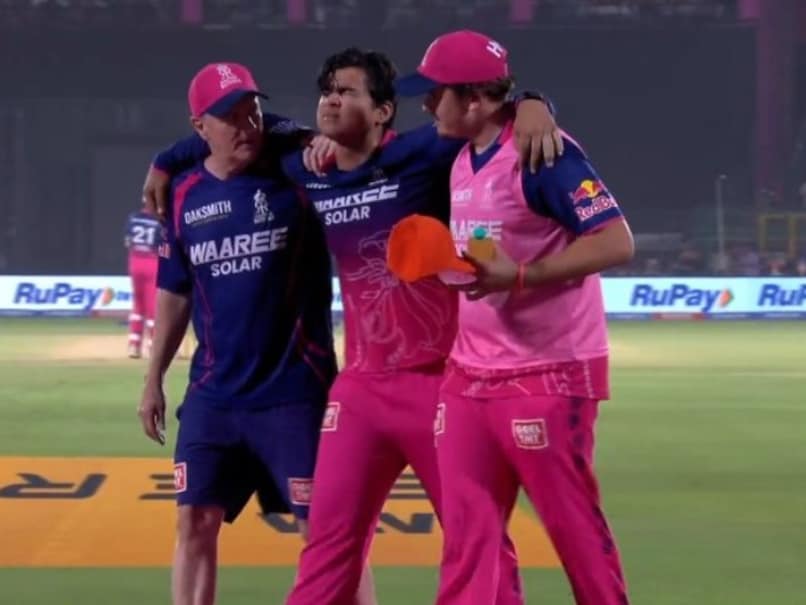 RR vs SRH LIVE Score, IPL 2026: Abhishek Sharma, Ishan Kishan Make RR Pay For Big Error; Vaibhav Sooryavanshi In Pain