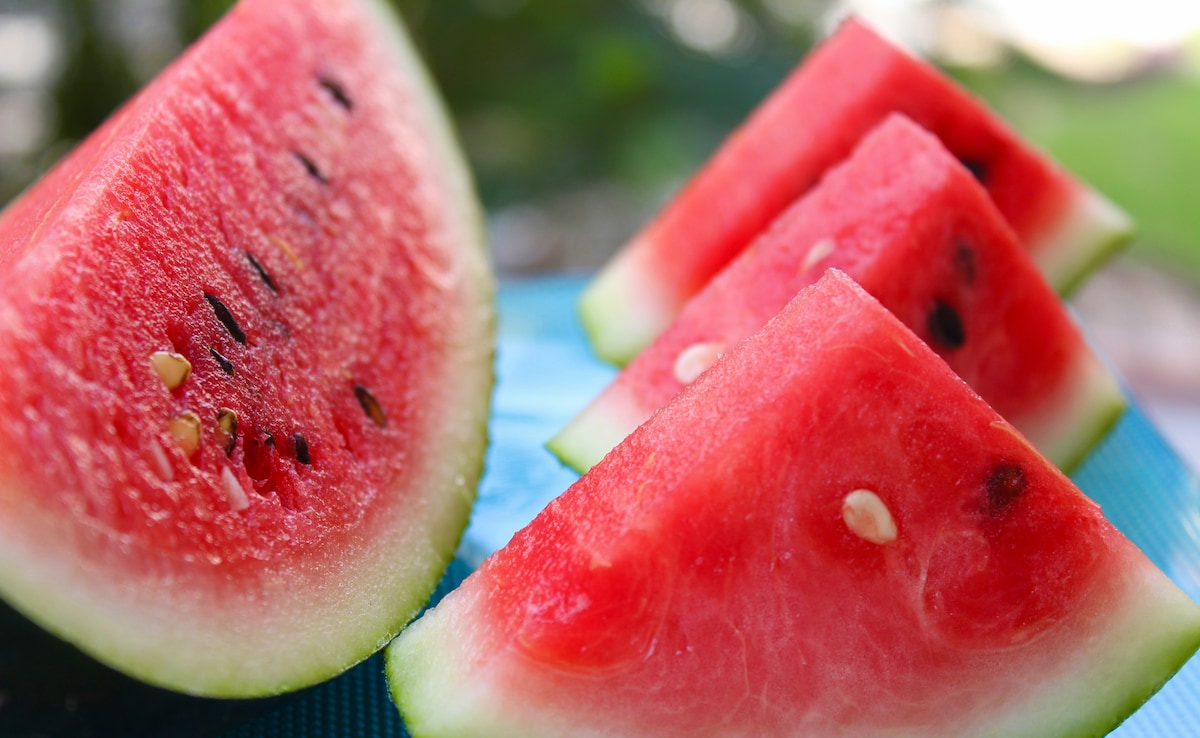 डायबिटीज में तरबूज खाना सही है या नहीं? जानिए एक दिन में कितना तरबूज खाना माना जाता है सुरक्षित