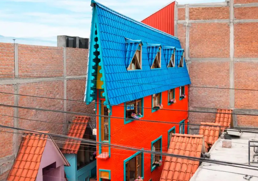 63 सेंटीमीटर में किचन और बेडरूम! इस घर की तस्वीरें देख इंटरनेट पर मच गया तहलका