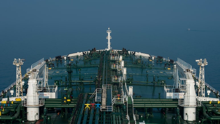 US Blockade Chokes Iran Oil Trade, Vessels Pile Up Near Chabahar Port