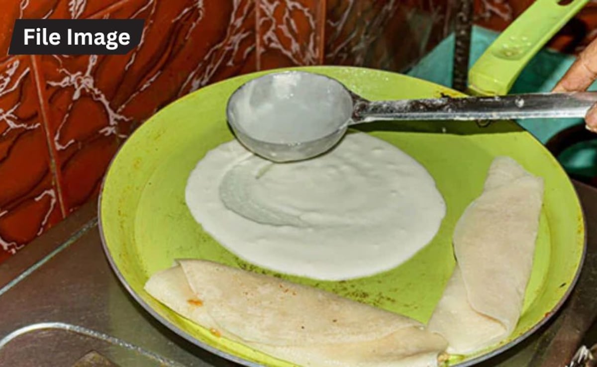 अहमदाबाद: दो दिन से जिस बैटर का खा रहे थे डोसा, वही बना जहर! दो बहनों ने तोड़ा दम, माता-पिता भी क्रिटिकल