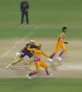 Comedy Of Errors In PSL As Peshawar Zalmi Stars Bizarre Run-Out Attempt Stuns Fans. Watch