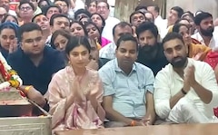 Sara Arjun Seeks Blessings At Mahakaleshwar Temple After <i>Dhurandhar 2</i> Success