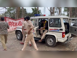 Rohtas News: मलियाबाग के प्रकाश होटल में देह व्यापार का भंडाफोड़, 40 लड़कियां बरामद, मैरिज हॉल सील