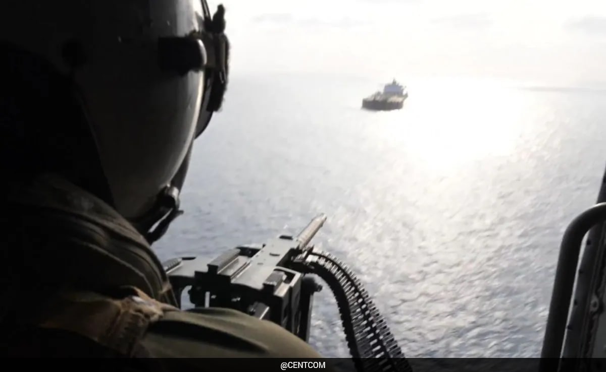 Video: US Chopper Points Machinegun At Ship Near Iran, Sends Warning On Radio