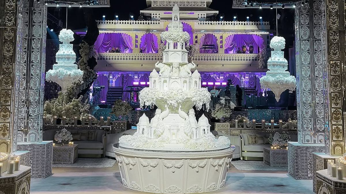 At The Million-Dollar Mantena-Gadiraju Wedding, The Cake Took 3,500 Hours