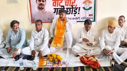 Rajasthan Politics: 'विधायक की मंत्री नहीं सुन रहे, सीएम की कोई नहीं' टीकाराम जूली का भजनलाल सरकार पर तंज