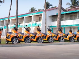 Simple Ultra Electric Scooter Launched - Offers Tata Tiago EV's Range, KTM 250 Duke's Price