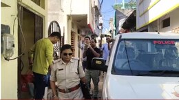MP में फर्जी कॉल सेंटर का भंडाफोड़: जॉब के नाम पर करते थे ठगी, मौके से 5 महिला गिरफ्तार; नोएडा का रहने वाला है मुख्य आरोपी