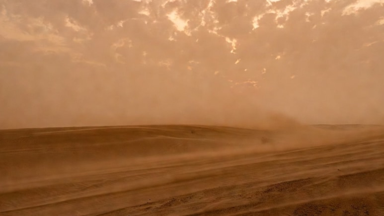 Rajasthan Weather: मौसम का ये कैसा खेल! जैसलमेर और बाड़मेर में लू से बेहाल लोग, चूरू, झुंझुनूं, और अलवर में बारिश का अलर्ट