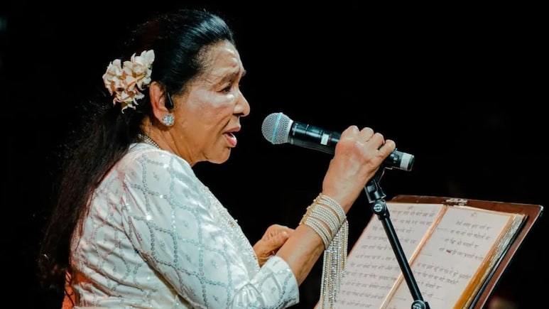 Asha Bhosle News: 12,000 गाणी, 7 फिल्मफेअर अन् जागतिक रेकॉर्ड.... असा होता आशा भोसलेंचा जीवनप्रवास
