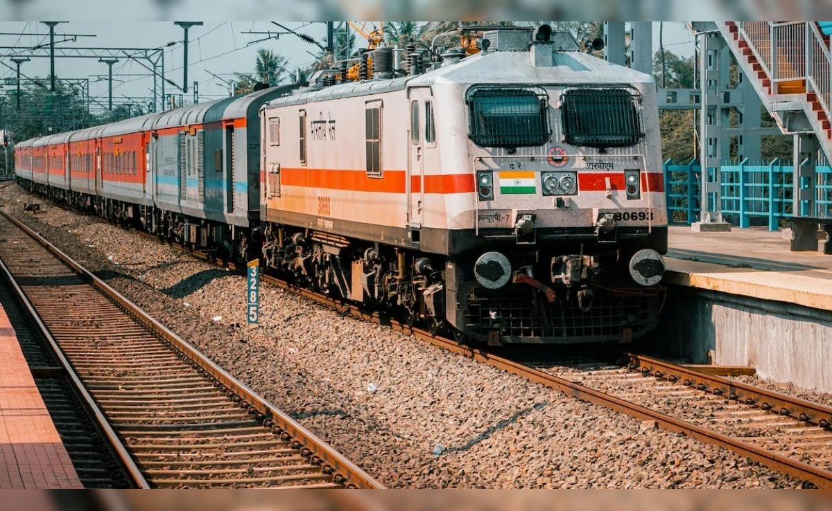 रेलवे उधना से मालदा टाउन के लिए साप्ताहिक चलाएगा स्पेशल ट्रेन, जानिए पूरा शेड्यूल, ठहराव और ट्रेनों की लिस्ट