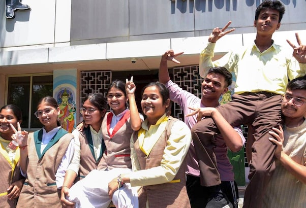 Chhattisgarh Board 10th 12th Result: छत्तीसगढ़ बोर्ड 10वीं 12वीं का रिजल्ट कल इतने बजे होगा जारी, ऐसे करें चेक