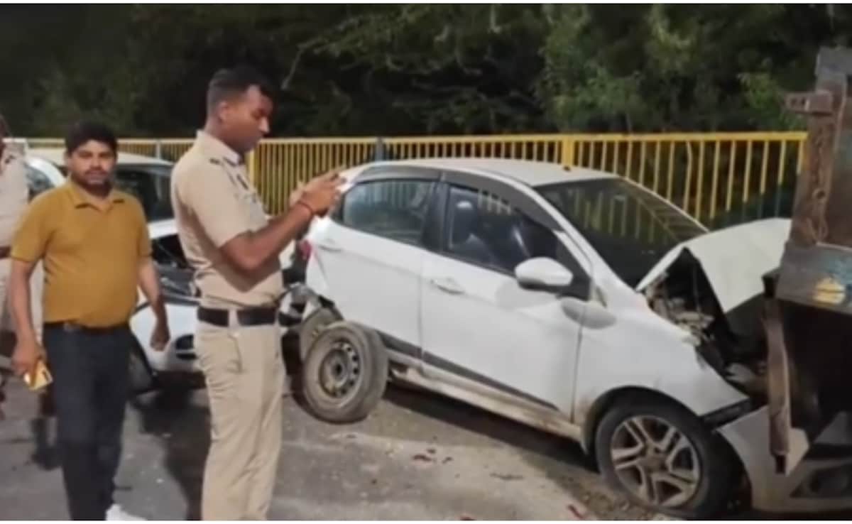 टायर पंचर की वजह से दिल्ली-मुंबई एक्सप्रेसवे पर हुआ हादसा, 4 वाहन आपस में टकराए, जानें ताजा अपडेट