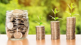 60% Of World's Richest Investors Pull Back From US In De-Dollarisation Survey